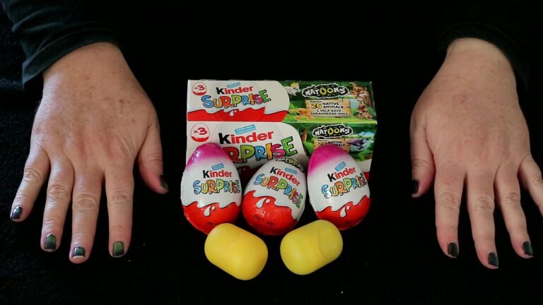 ASMR-Opening-Kinder-Surprise-Eggs